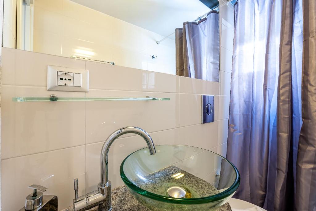 Kúpeľňa v ubytovaní IREX Tevere Sant Angelo private apartment