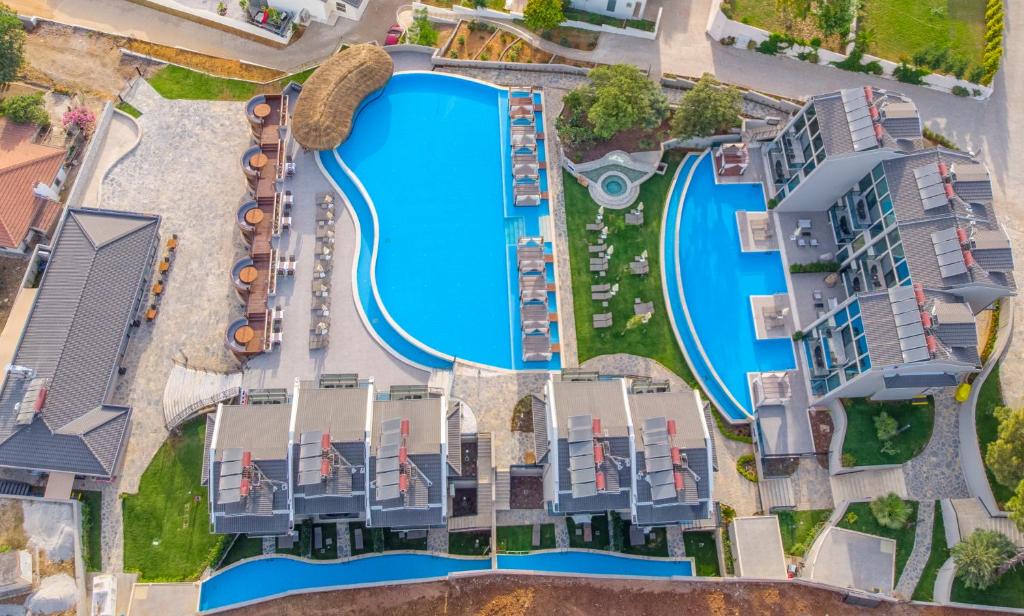 The swimming pool at or close to Orka Cove Hotel Penthouse & Suites Adults Only