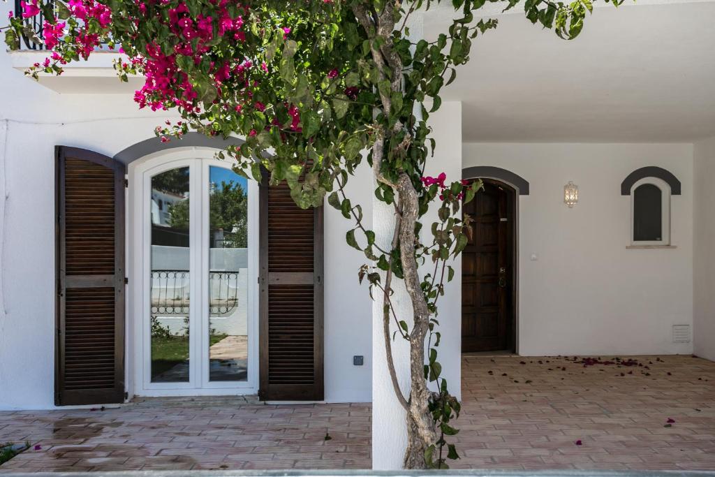 FLH Altura Family House with Pool - Vakantiehuis