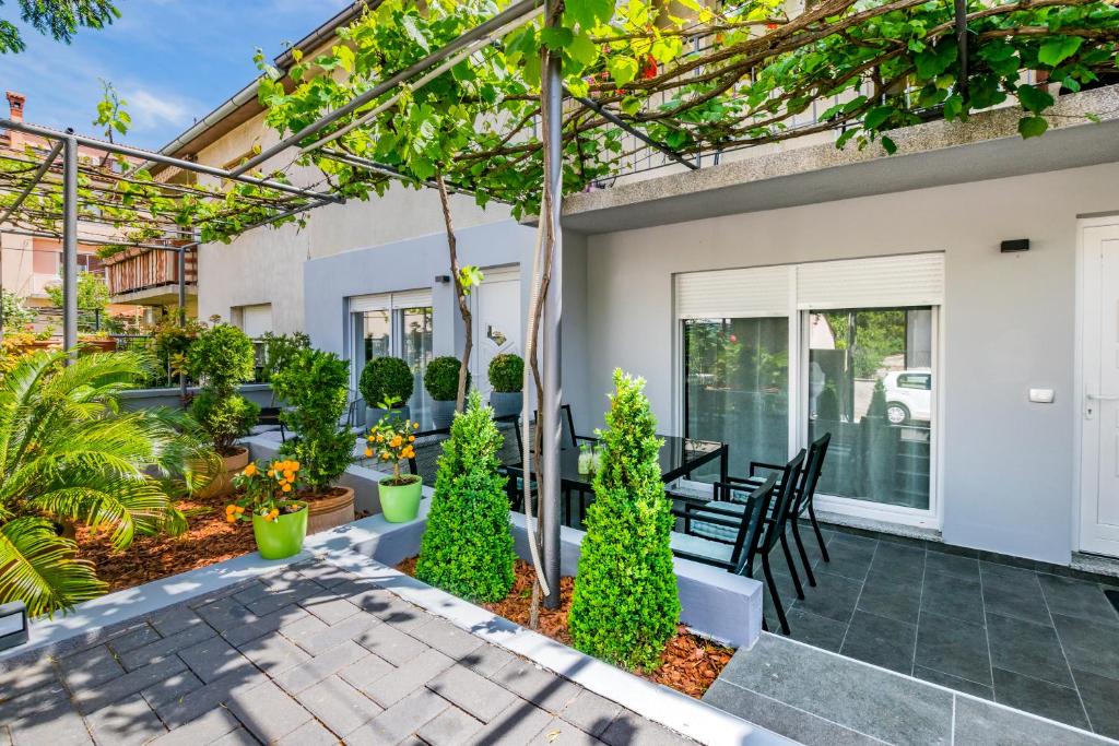 LAVANDA MASLINA - NEW LUXURY APARTMENTS