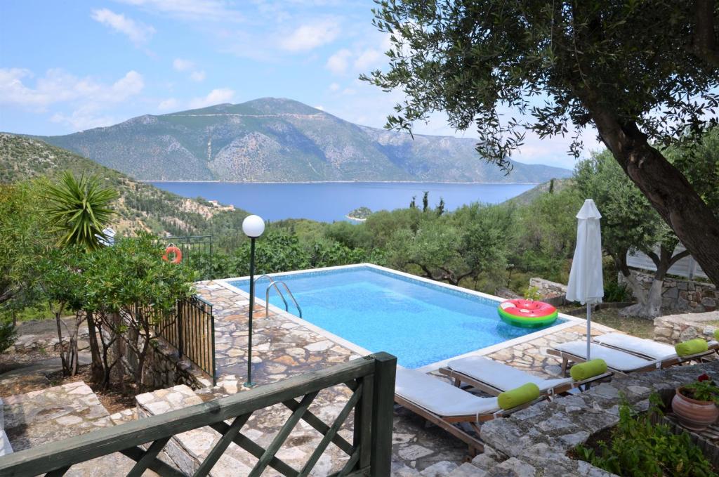 Ithaki House - Housity