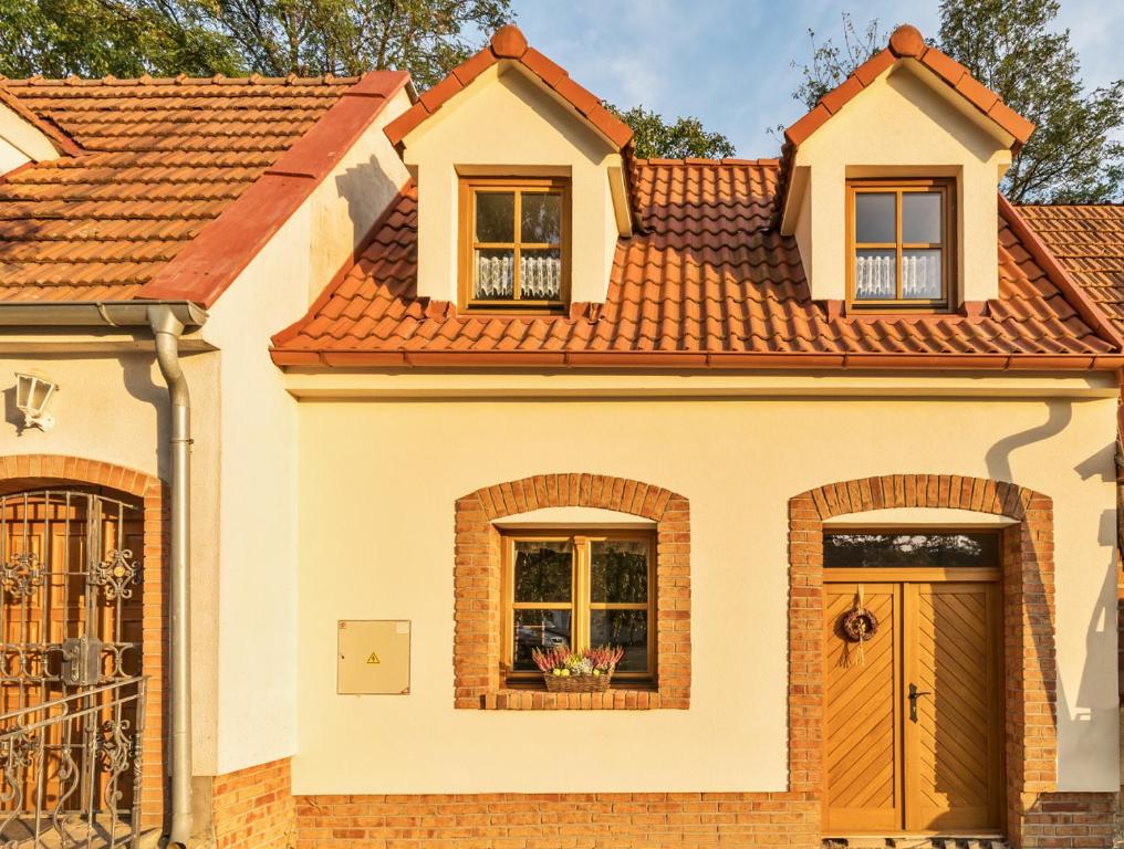 a house with a red roof at Vinařství Fiamoli in Vracov