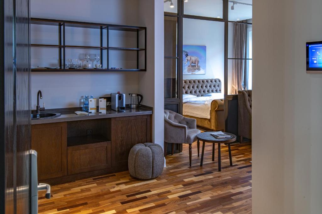 Warm House Apart Hotel - Studio