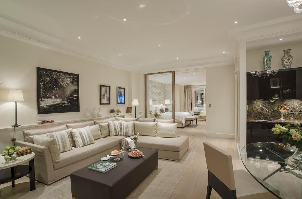 Palazzo Parigi Hotel & Grand Spa - LHW photo