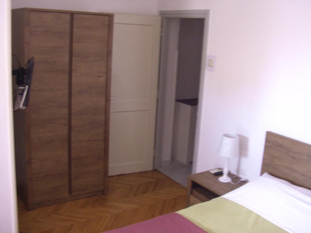 Posteľ alebo postele v izbe v ubytovaní Guest House Villa Jadera