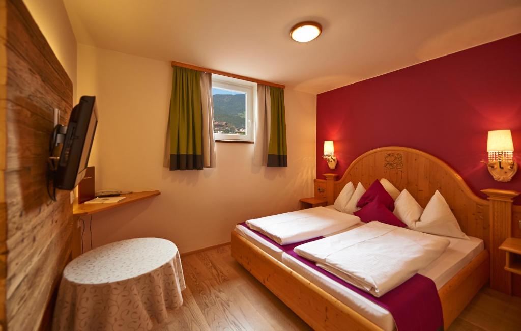 TV a/nebo společenská místnost v ubytování Hotel Lisa