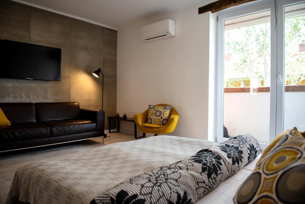 Loft Apartman 7624 Pécs, 27 Garay utca 2. emelet 16. kép - 1