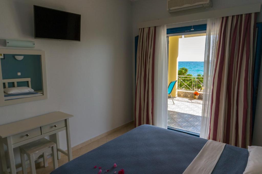 Hotel Loukas Vrachos - Apartamento De Dos Habitaciones Con Vista Al Mar