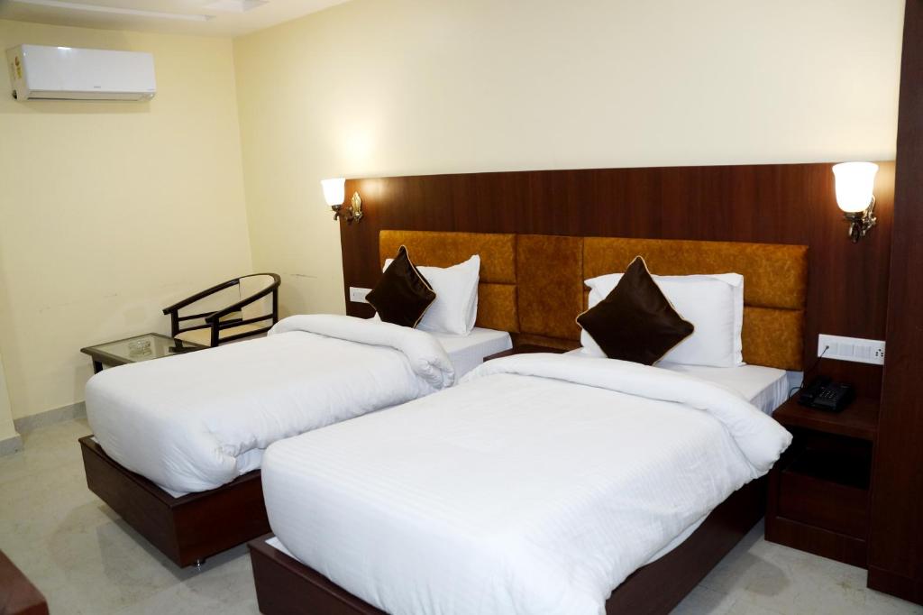 HOTEL SHIVOY GRAND - 行政三重房间