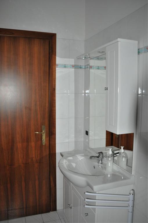 A bathroom at Appartamento Le Volte