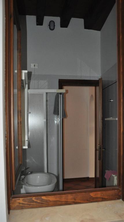 A bathroom at Appartamento Le Volte