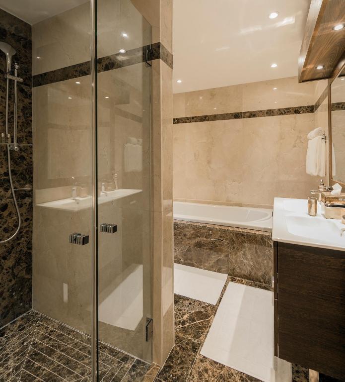 Secret Harbour Boutique Hotel and Marina photo