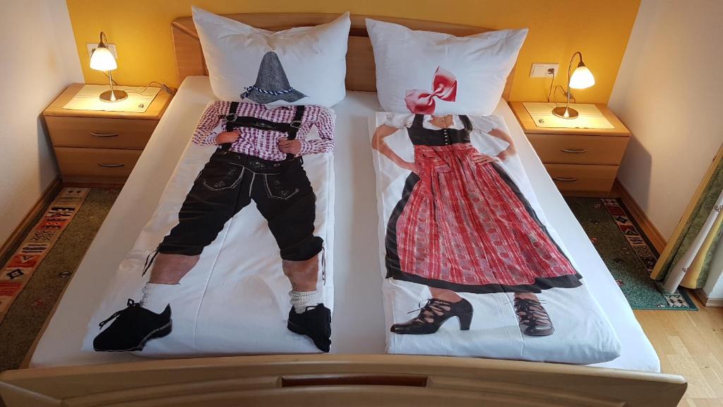 Rúm í herbergi á Marteshof