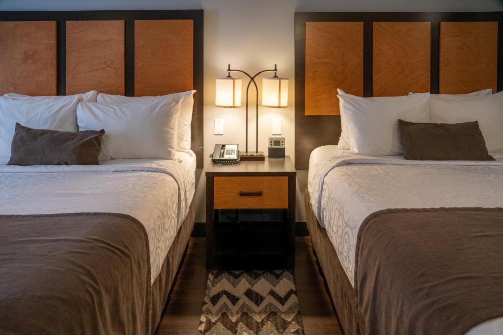 Pocaterra Inn & Waterslide - Resim 26