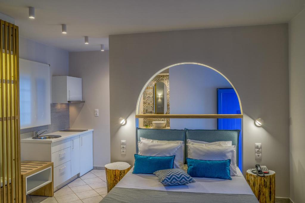 Romantica Hotel Apartments - 9