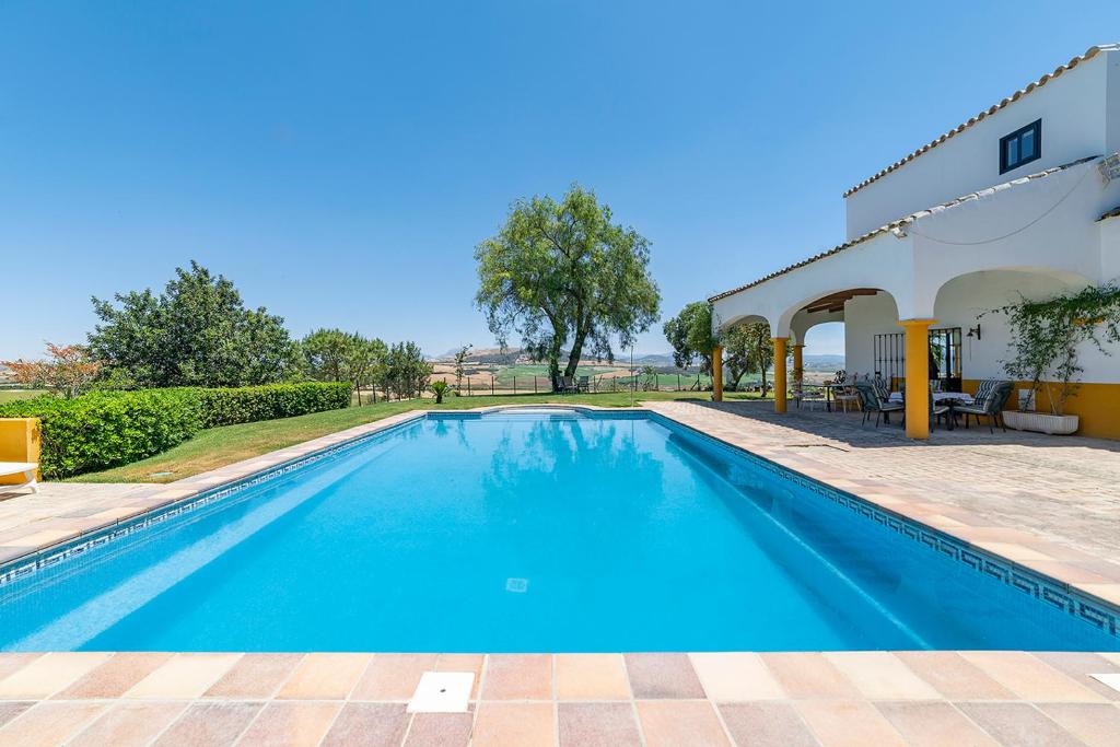 Alterhome Villa Privada con piscina Cortijo Sierra y Lago ...