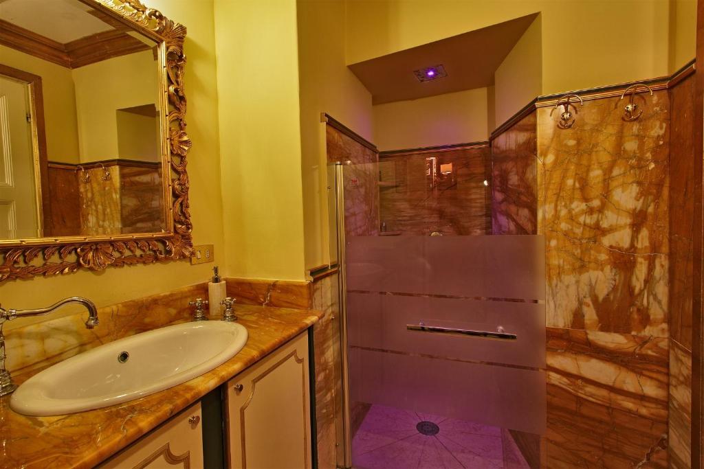 Residenze Gregoriane - Residenza d'Epoca - Suite (2 Adults)
