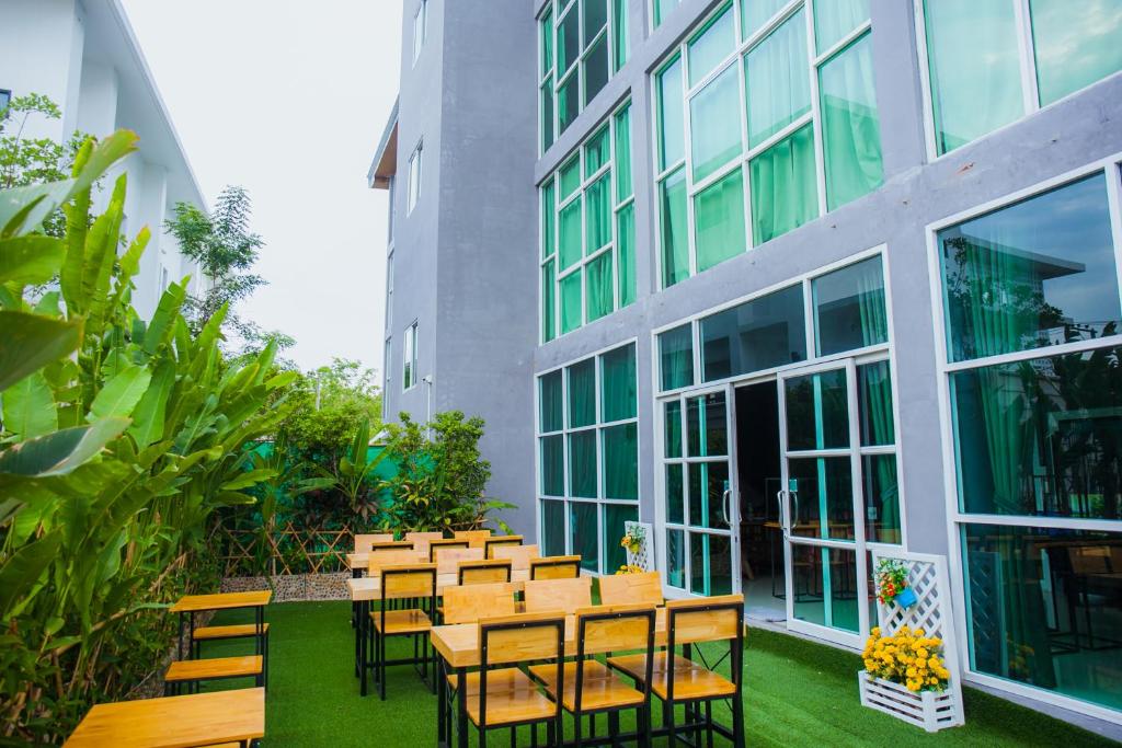Zahrada ubytování Km Hotel Chiang Mai