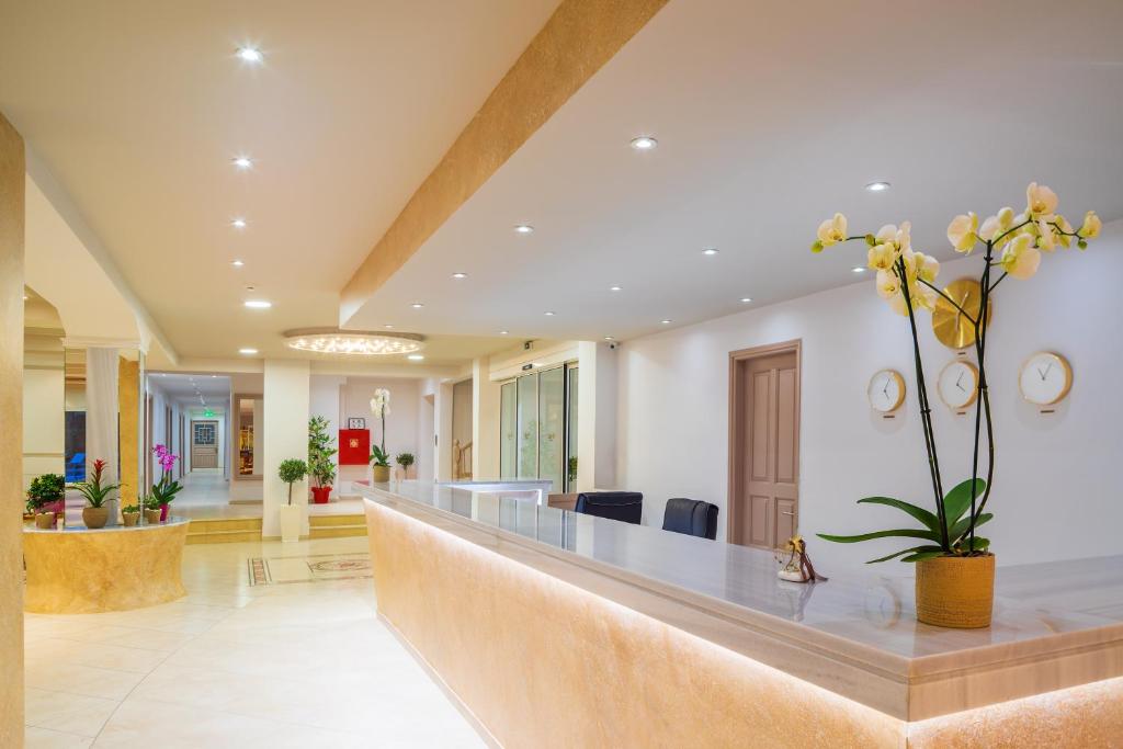Vstupní hala nebo recepce v ubytování CNic Gemini Hotel