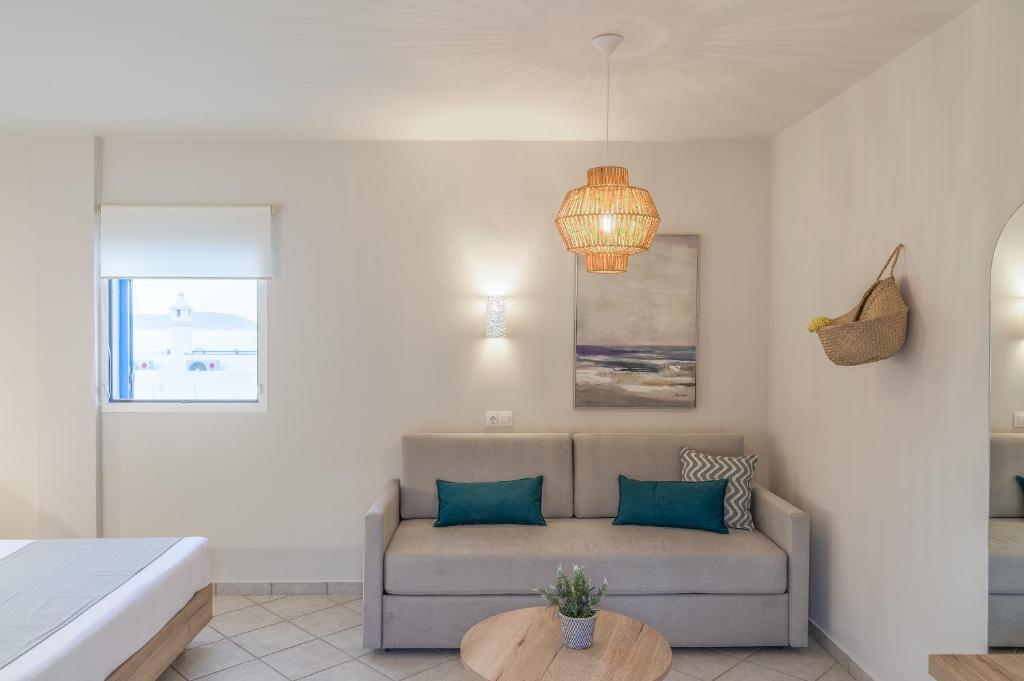 Romantica Hotel Apartments - 6