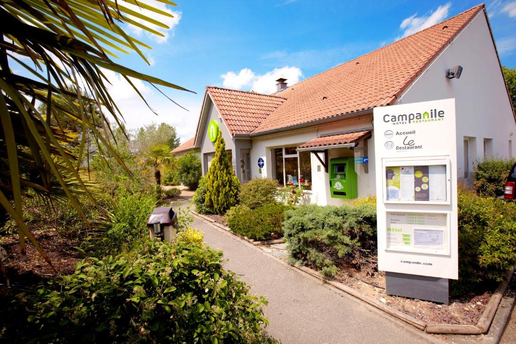 Zahrada ubytování Campanile Hôtel Auch