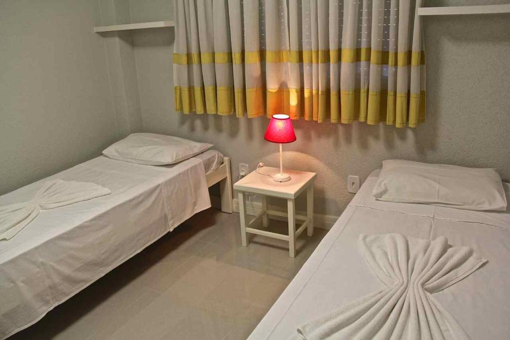  Apartamento 32 RISC - Apartamento 32 RISC Saída Direto na Praia