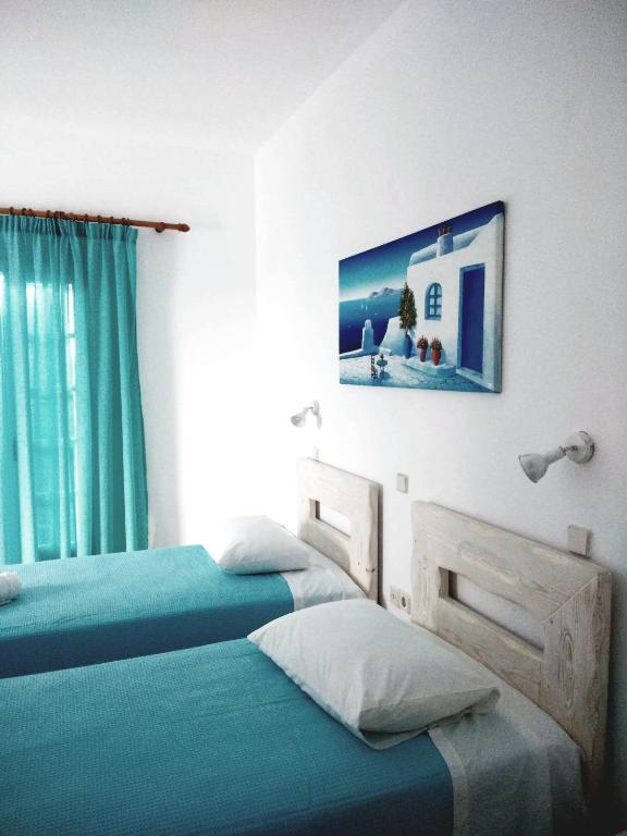 Anna Maria Rooms Santorini - 9