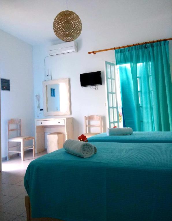 Anna Maria Rooms Santorini - 10