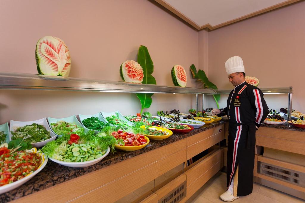 Xperia Saray Beach Hotel - 9