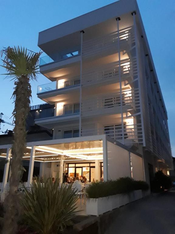 Budova, kde se hotel nachází