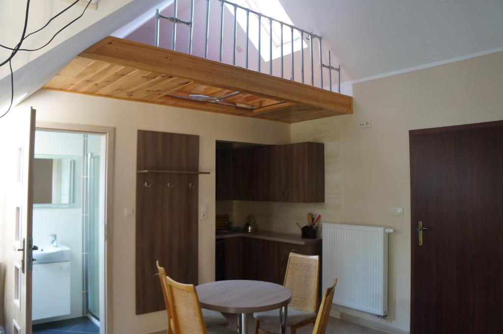 Gospodarstwo agroturystyczne ,, Pod Dębem'' - Triple Chambre Avec Salle De Bain Privée
