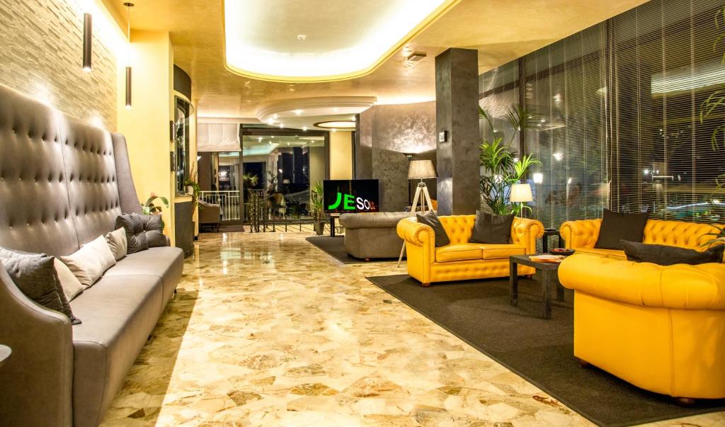 Posezení v ubytování Hotel Sayonara