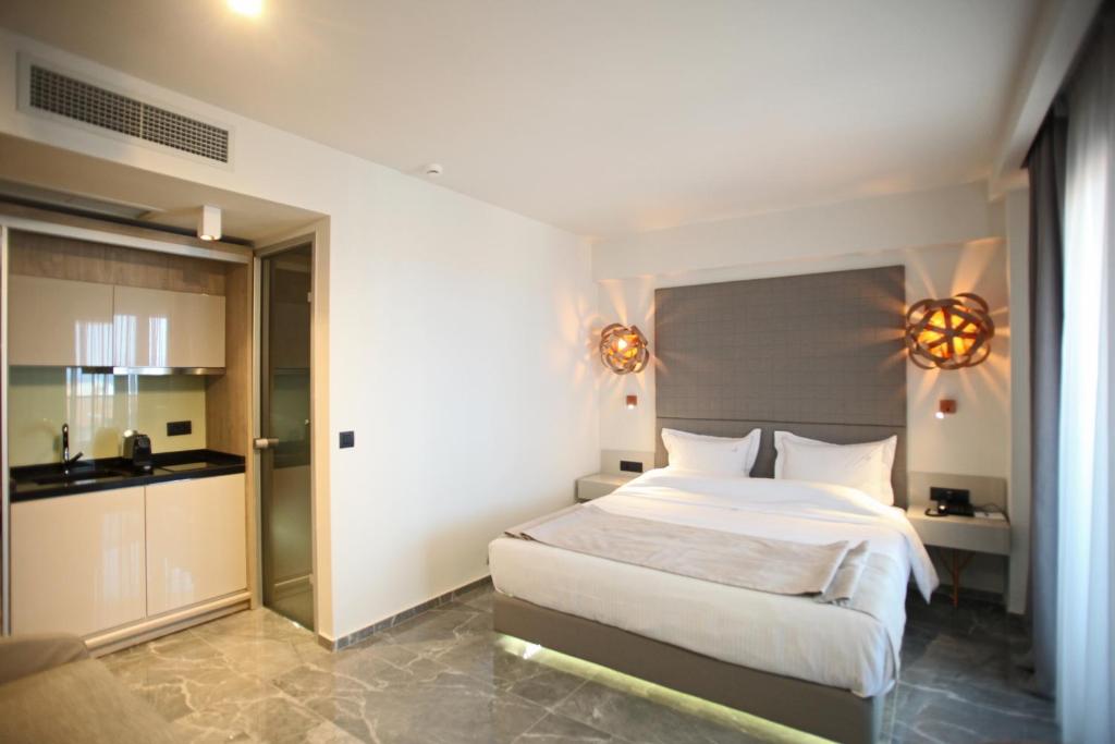 Athinais Luxury Apartments - 19