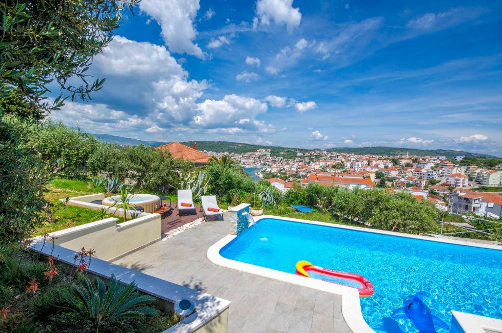 Bazén v ubytovaní Apartment Piveta alebo v jeho blízkosti