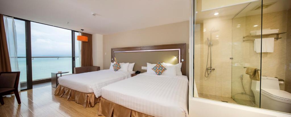 Suite Gia Đình Có Ban Công