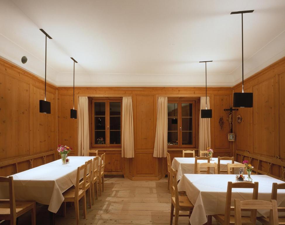 Restaurace v ubytování Hotel Gasthof Grüner Baum