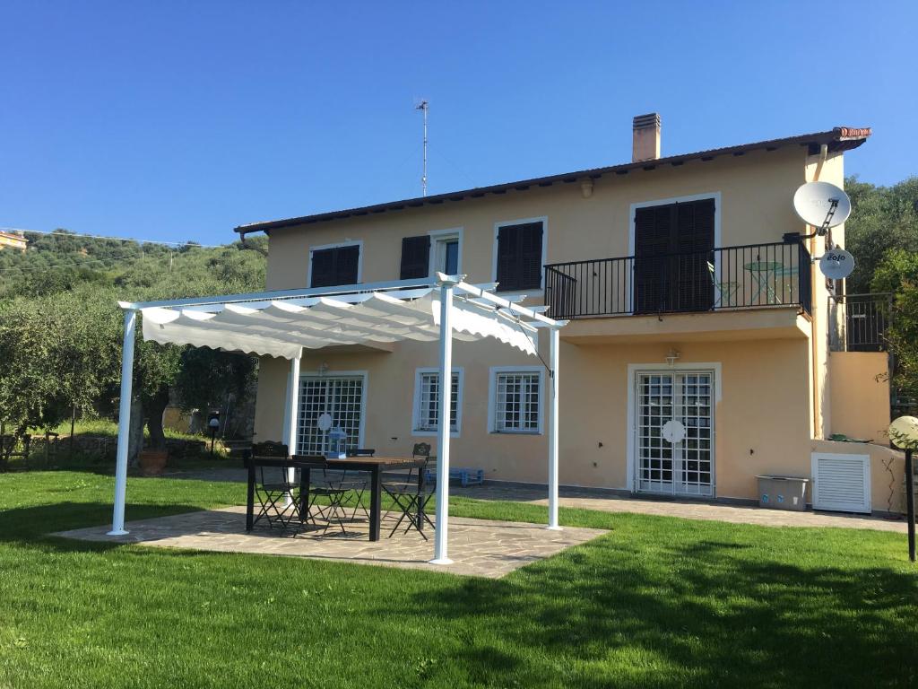 Budynek, w którym mieści się apartament