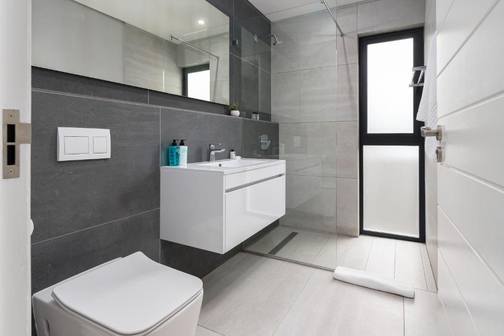 35 on Main Apartments - One-Bedroom Apartment