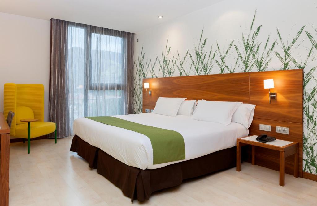 Habitación Premium con vistas - 1 cama extragrande