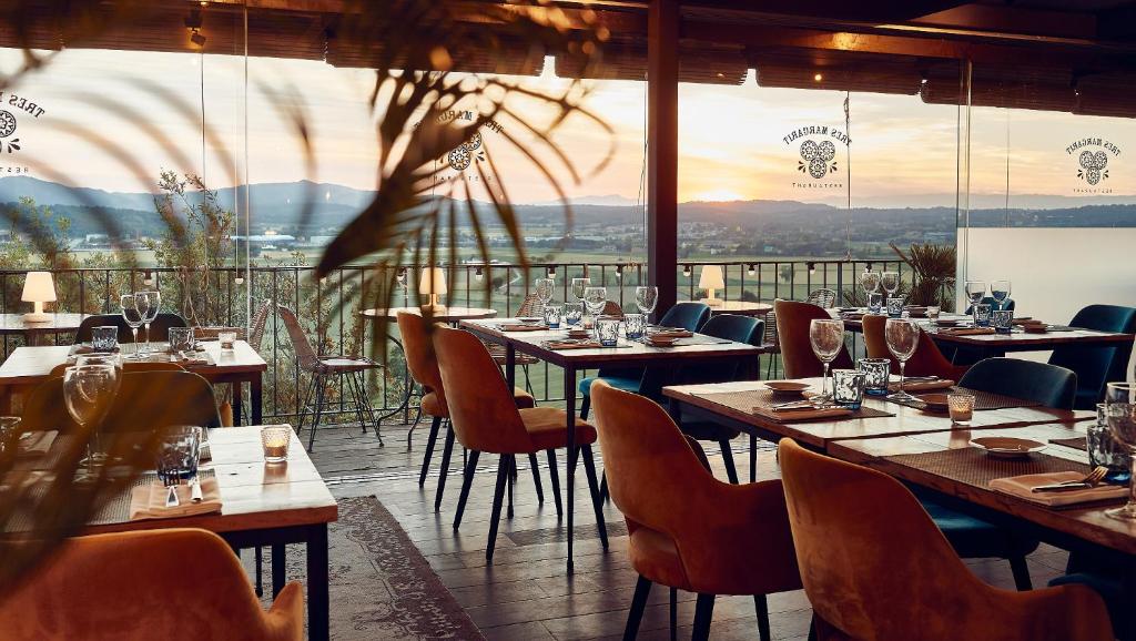 Hotel Castell dEmporda, La Bisbal dEmpordà - Harga Terbaru 2022