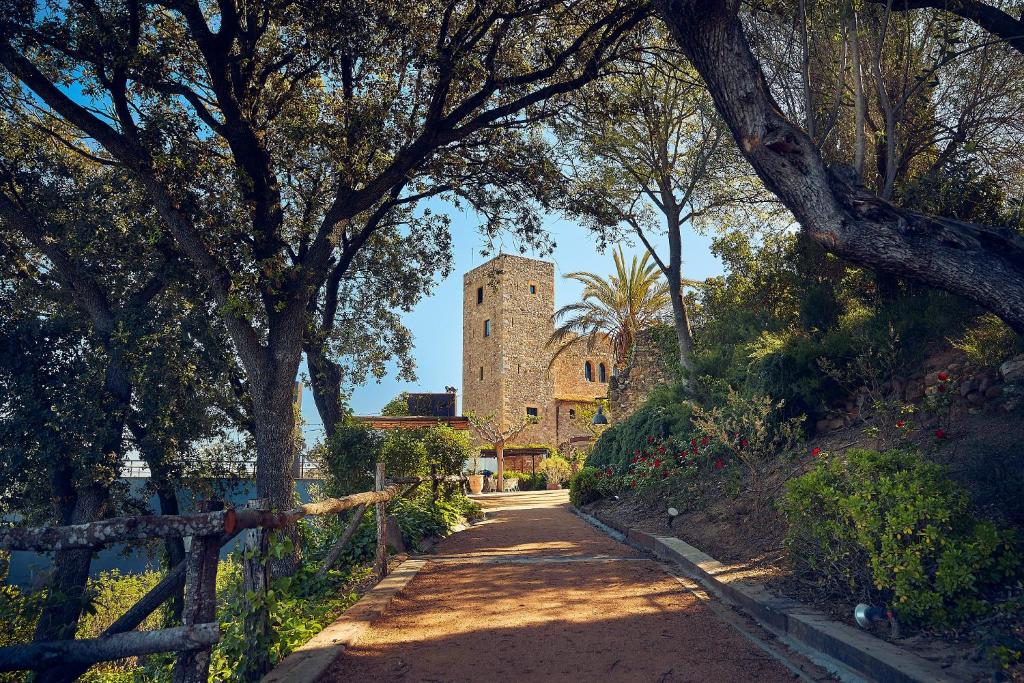 Foto de la galería de Hotel Castell d'Emporda en La Bisbal