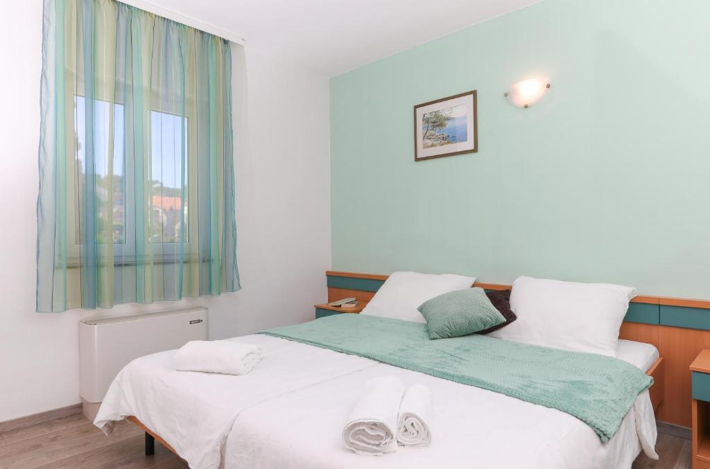 Downtown Private Rooms Mandić photo