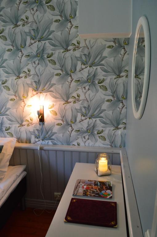 Villa Björksten - Chambre Lits Jumeaux Avec Salle De Bains Commune
