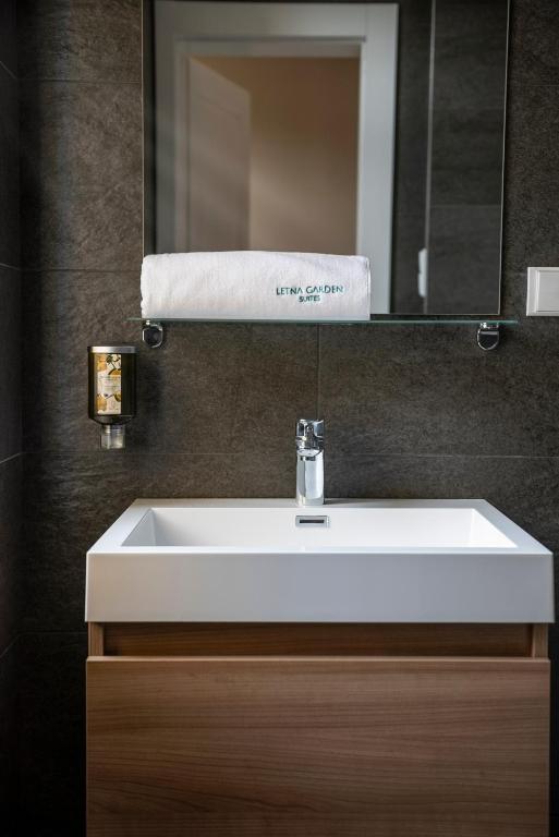 Koupelna v ubytování Letna Garden Suites