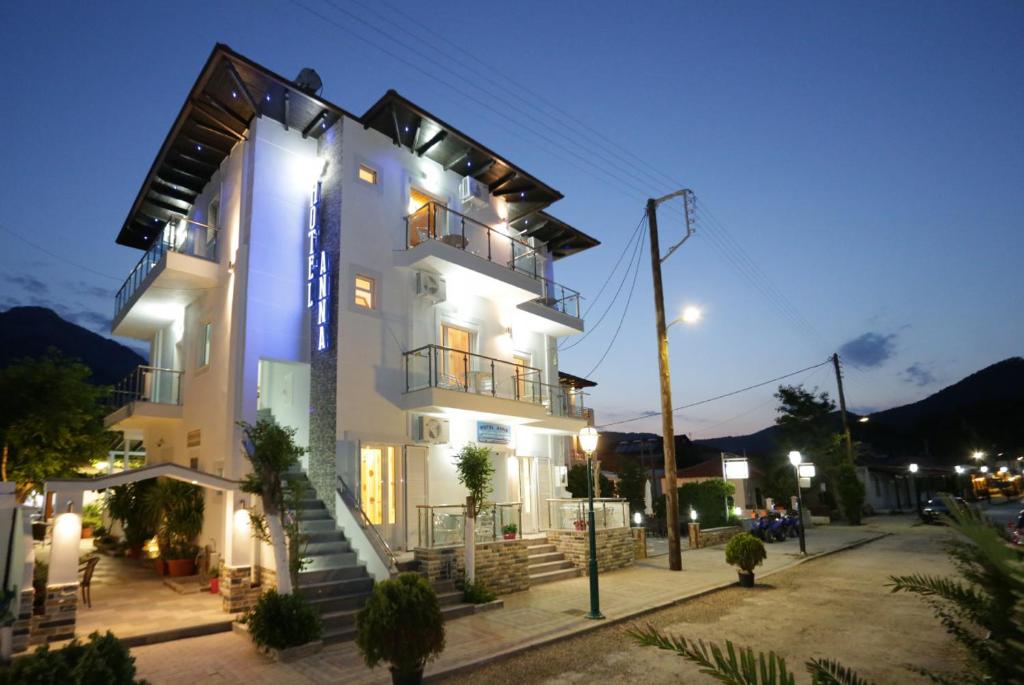 Gallery image of Hotel Anna in Skala Potamias