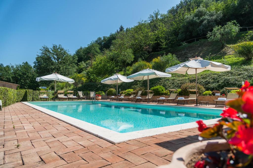 Bazén v ubytování Hotel & SPA L'Antico Forziere nebo v jeho okolí