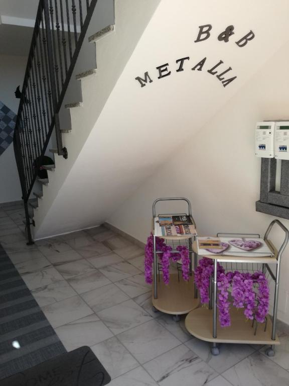 B&B Metalla a Iglesias - Elegante Rifugio con Vista Giardino