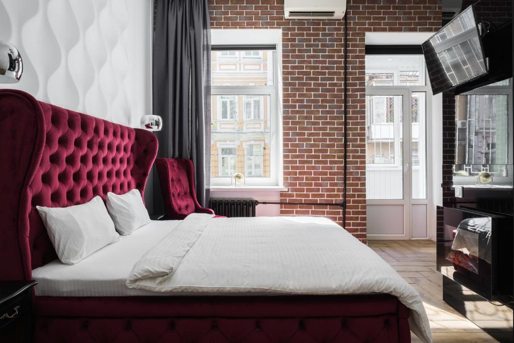 Pushkinskaya Apartments - Apartment With Balcony