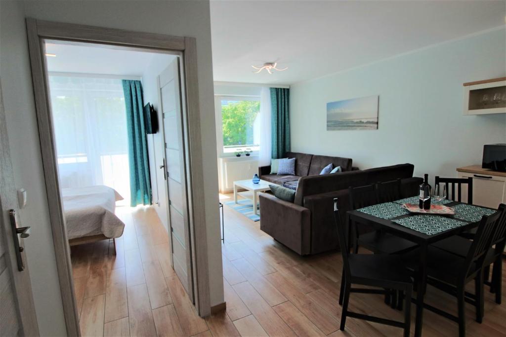 Posedenie v ubytovaní Bliżej Morza Luxury Apartments