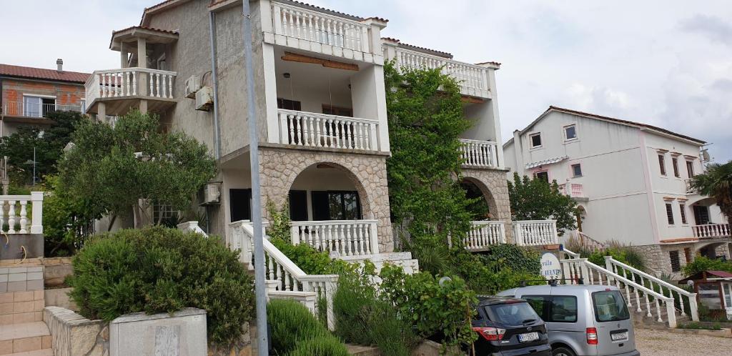 Budova, kde se apartmán nachází